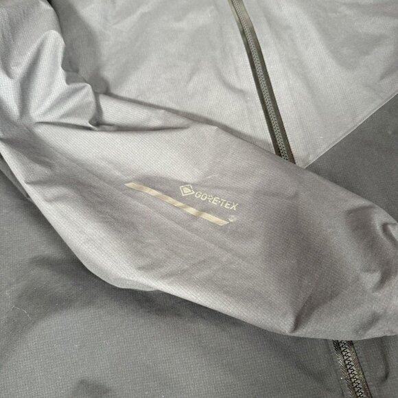 Arct'eryx Norvan Gore-Tex Shell Jacket - Picture 6 of 8